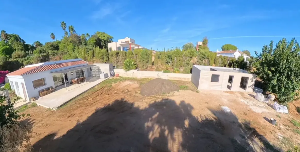 Sale of detached villa in Estepona 85