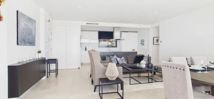 Продажа апартаментов на первом этаже в Estepona 1