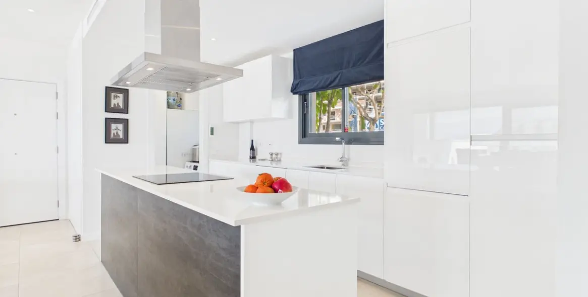 Продажа апартаментов на первом этаже в Estepona 5