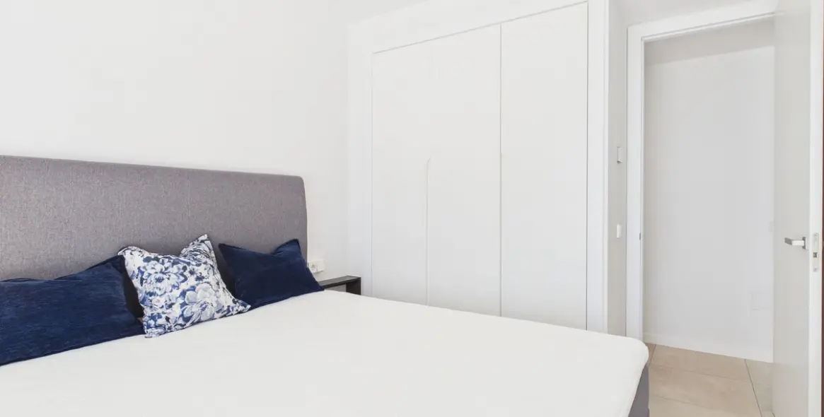 Продажа апартаментов на первом этаже в Estepona 11