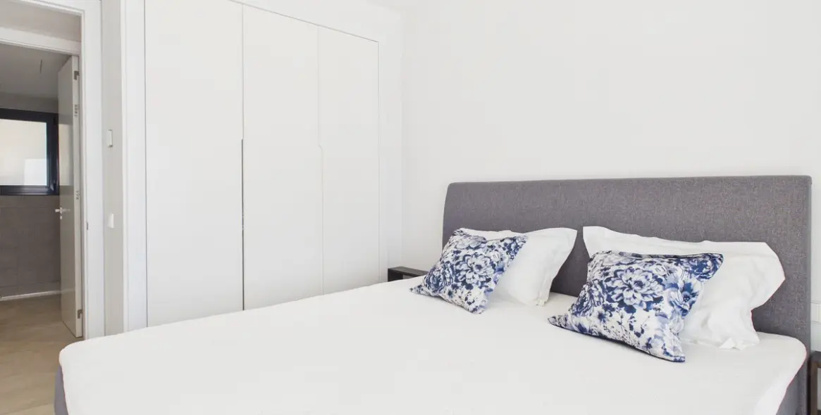 Продажа апартаментов на первом этаже в Estepona 14