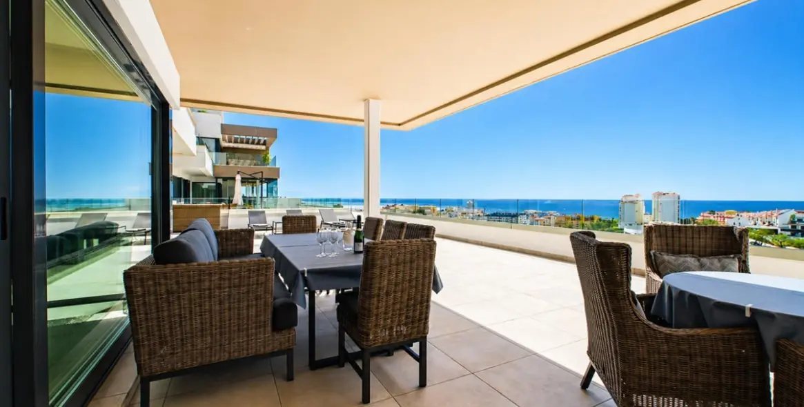 Продажа апартаментов на первом этаже в Estepona 28