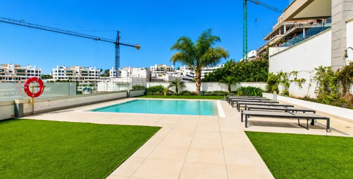 Продажа апартаментов на первом этаже в Estepona 31