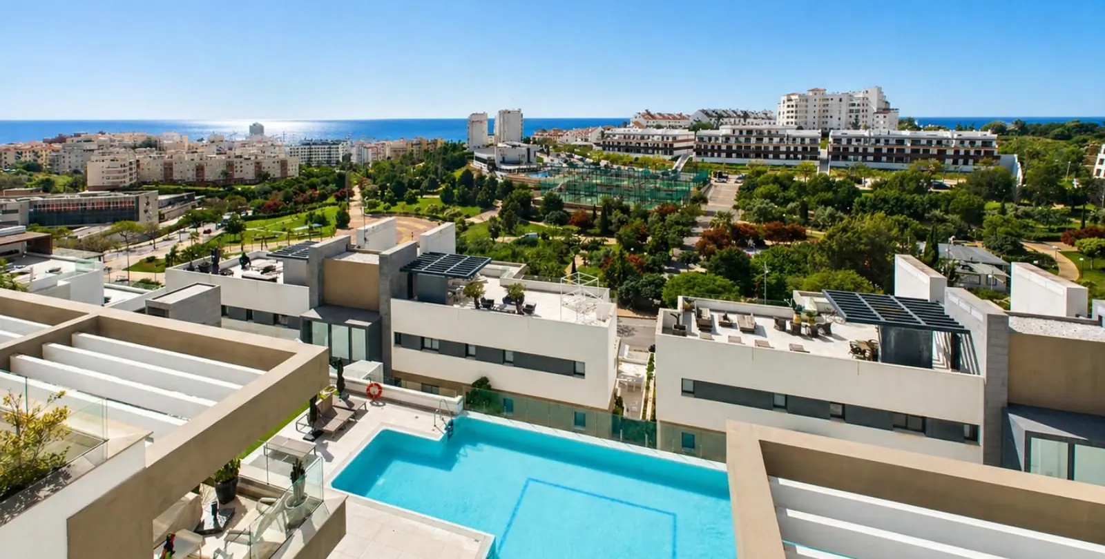 Продажа апартаментов на первом этаже в Estepona 27