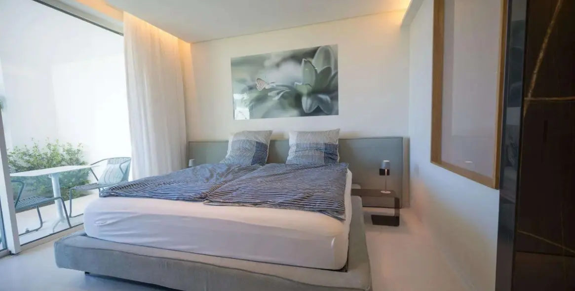 Продажа апартаментов на первом этаже в Marbella 10