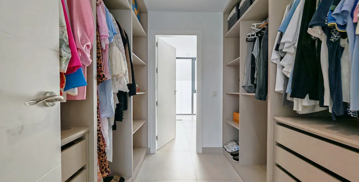 Продажа  отдельно стоящей виллы в Estepona 24