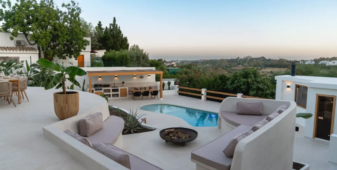 Продажа  отдельно стоящей виллы в Guadalmina Alta 2