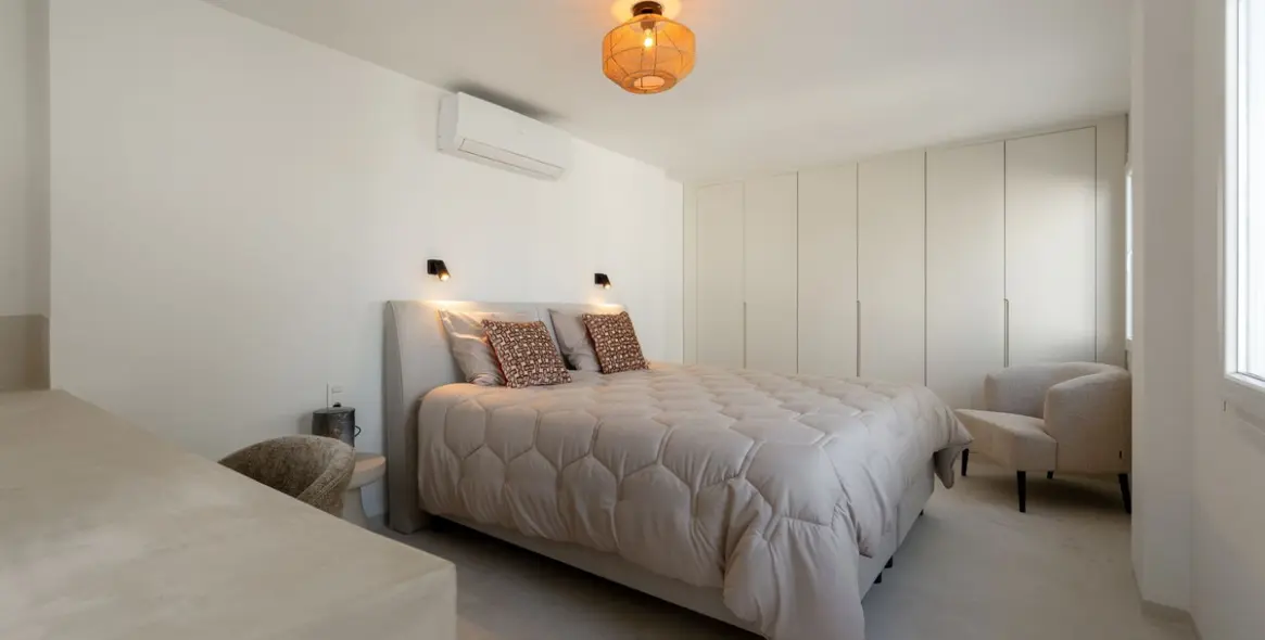 Продажа  отдельно стоящей виллы в Guadalmina Alta 14