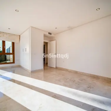 Продажа  отдельно стоящей виллы в Benahavís