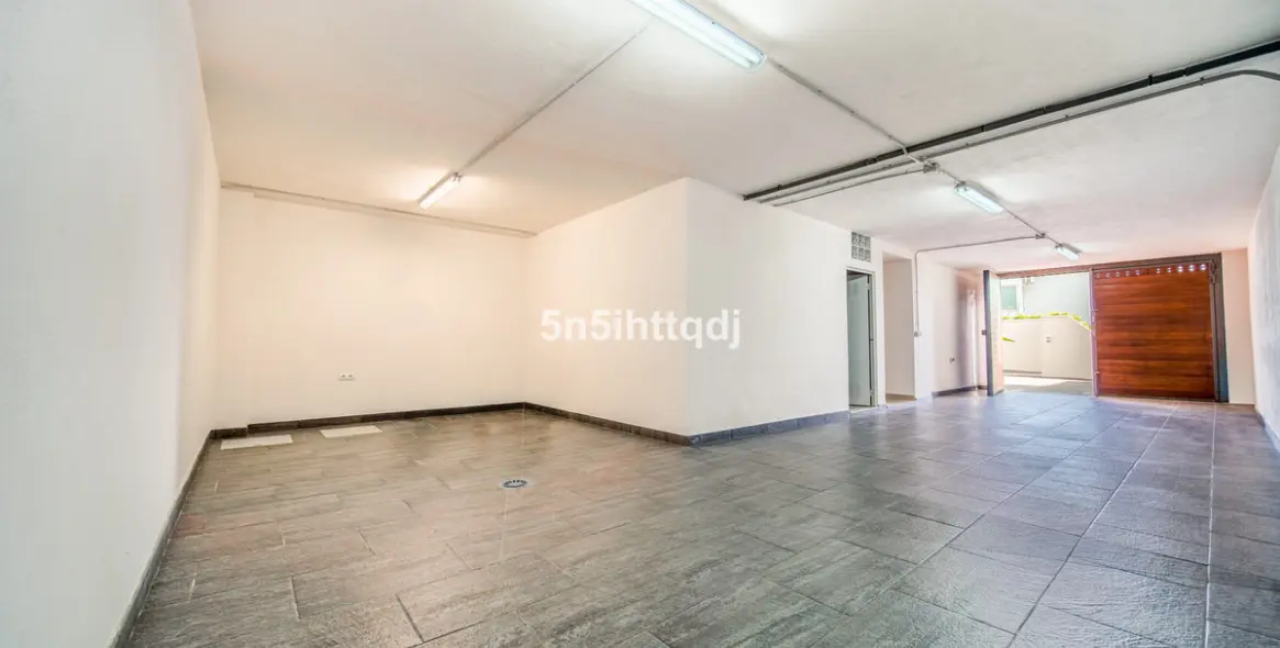 Продажа  отдельно стоящей виллы в Benahavís 47