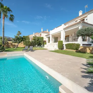 Venta de villa independiente en Benahavís
