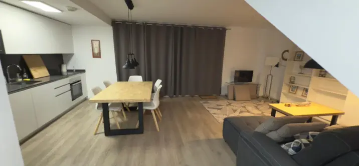 Short-term rent of penthouse in Estepona 0