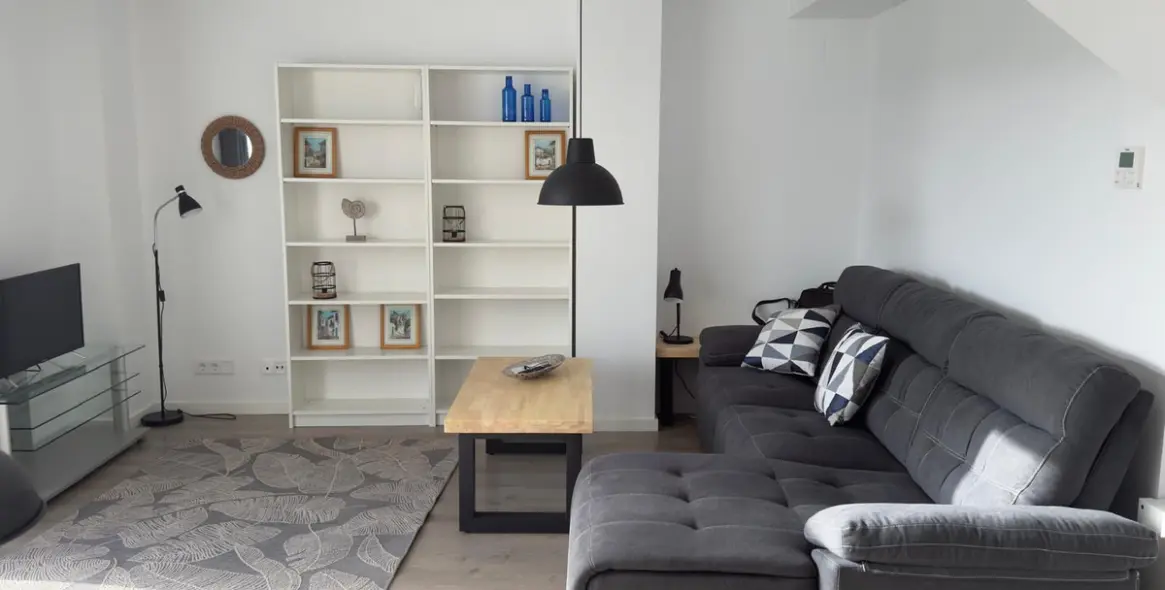 Short-term rent of penthouse in Estepona 2