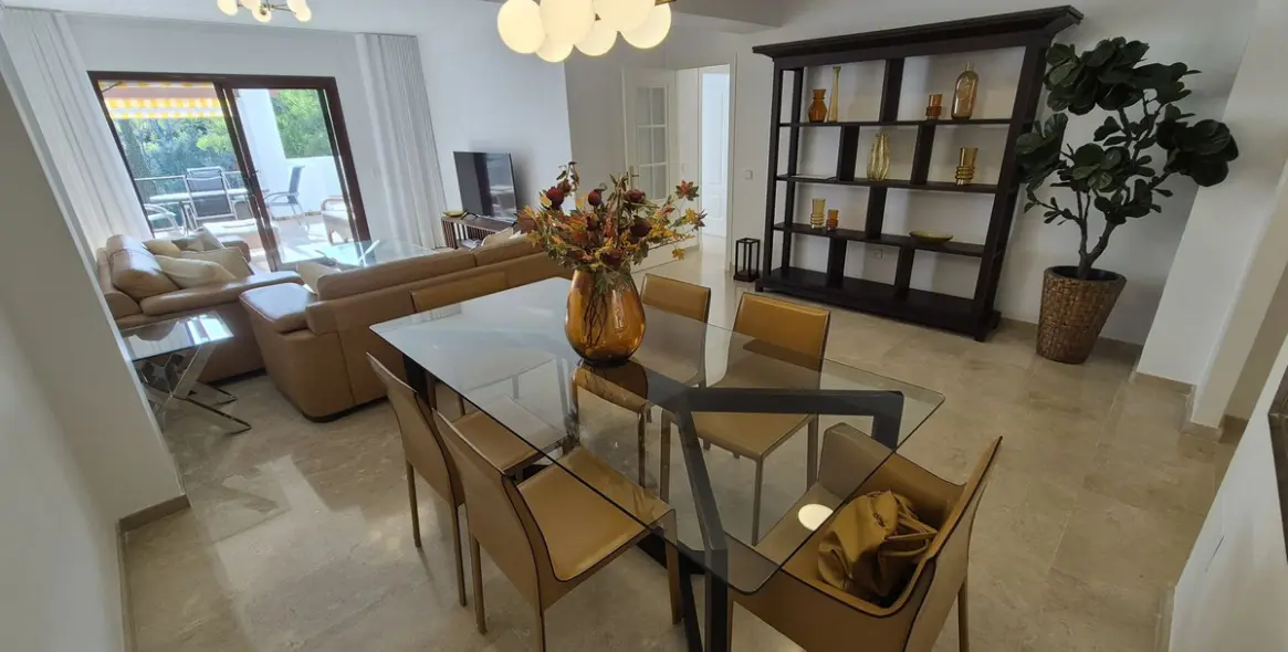 Long-term rent of middle floor apartment in Nagüeles 3