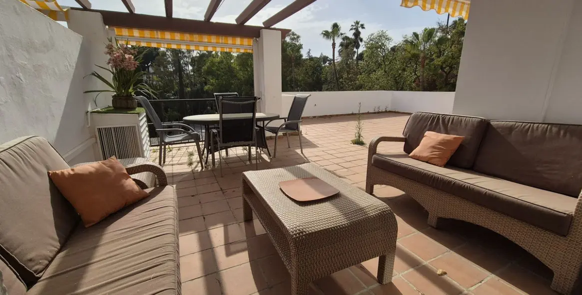 Long-term rent of middle floor apartment in Nagüeles 6
