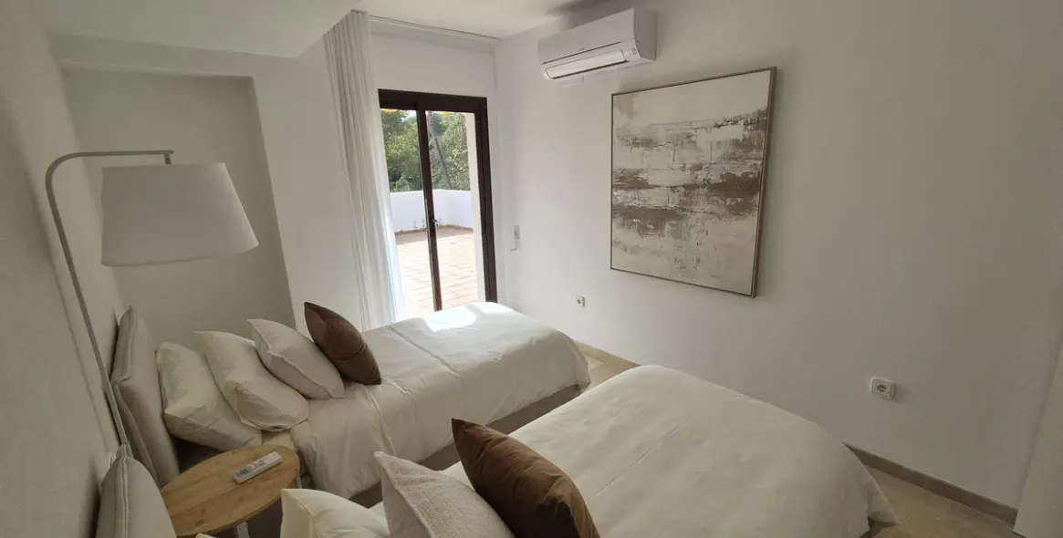 Long-term rent of middle floor apartment in Nagüeles 40