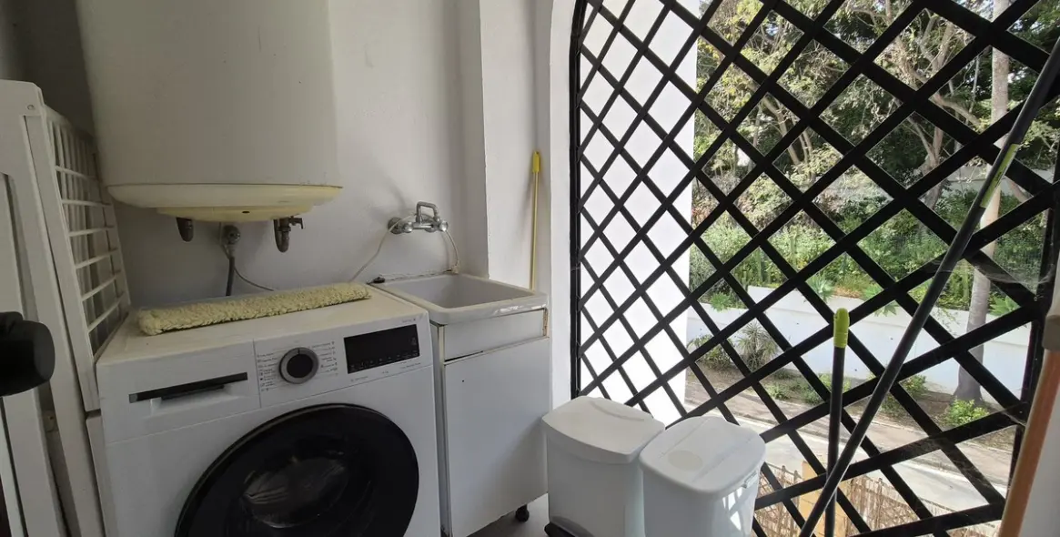 Long-term rent of middle floor apartment in Nagüeles 77