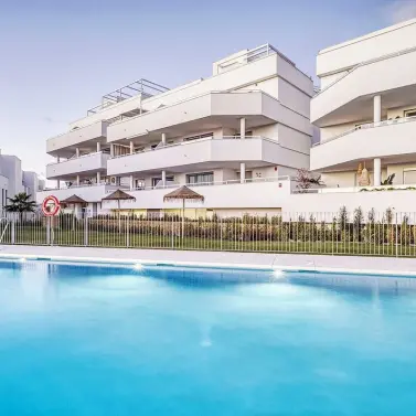 Alquiler a largo plazo de apartamento en planta baja en Estepona