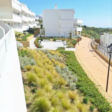 Alquiler a largo plazo de apartamento en planta baja en Estepona