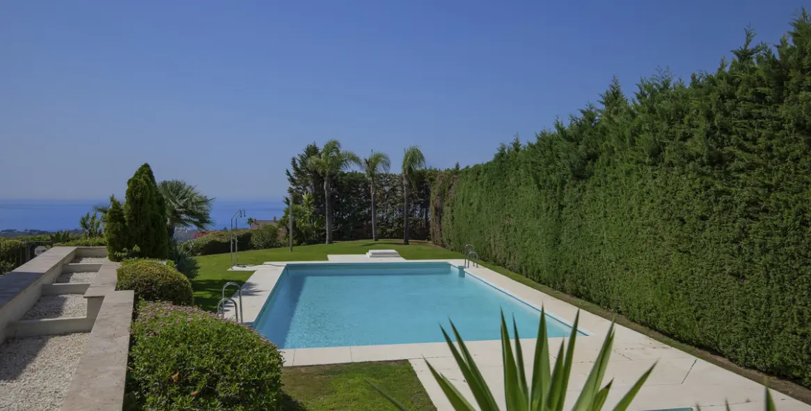 Long-term rent of townhouse in Benahavís 35