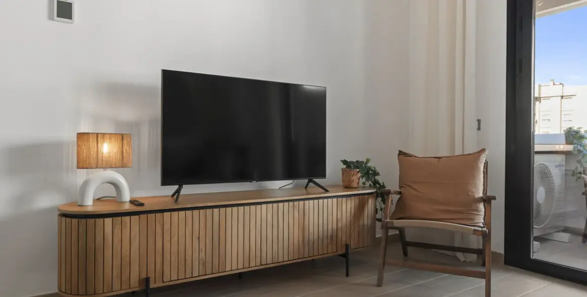 Продажа апартаментов на среднем этаже в Estepona 4