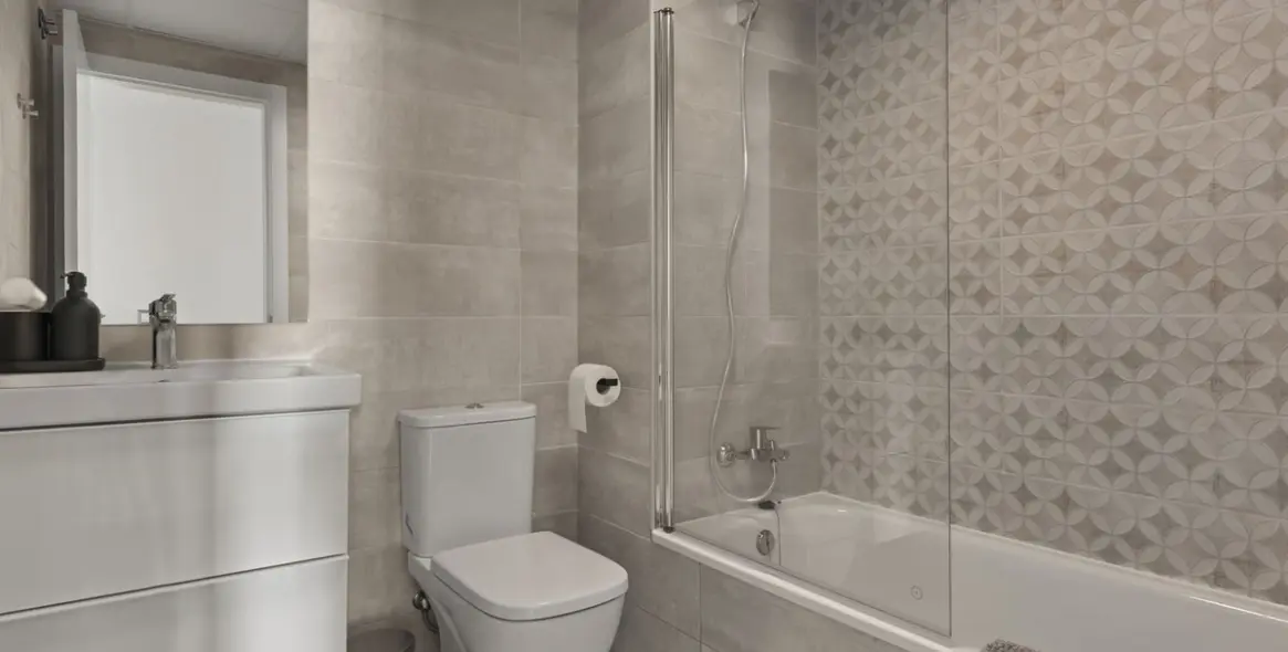 Продажа апартаментов на среднем этаже в Estepona 13