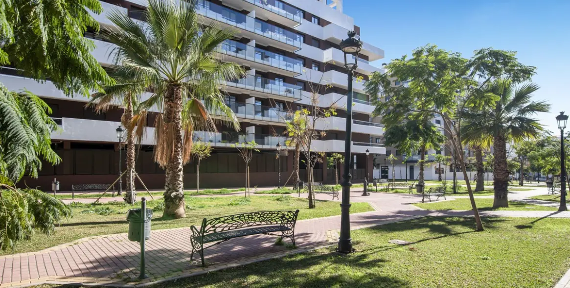 Продажа апартаментов на среднем этаже в Estepona 25