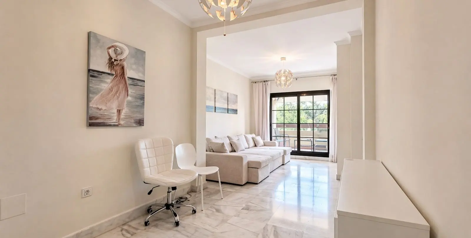 Sale of middle floor apartment in Hacienda del Sol 4