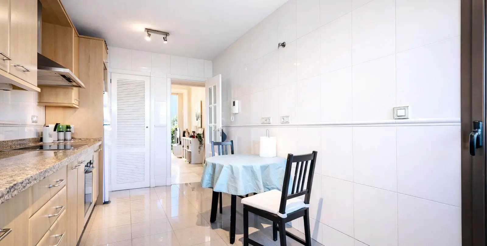 Sale of middle floor apartment in Hacienda del Sol 8