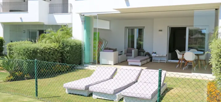 Продажа апартаментов на первом этаже в La Mairena 1