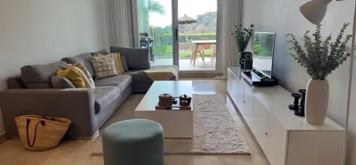 Продажа апартаментов на первом этаже в La Mairena 3