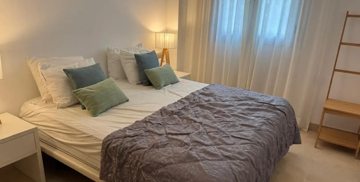 Продажа апартаментов на первом этаже в La Mairena 11