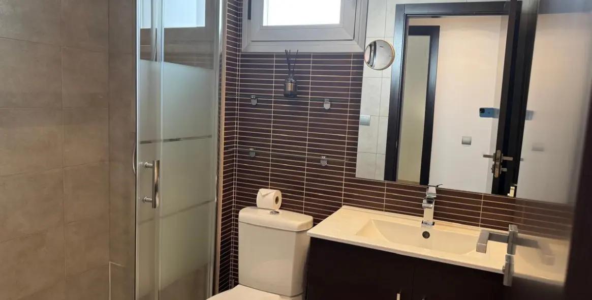 Продажа апартаментов на первом этаже в La Mairena 13