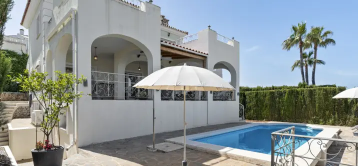 Продажа  отдельно стоящей виллы в Cerros del Aguila 2