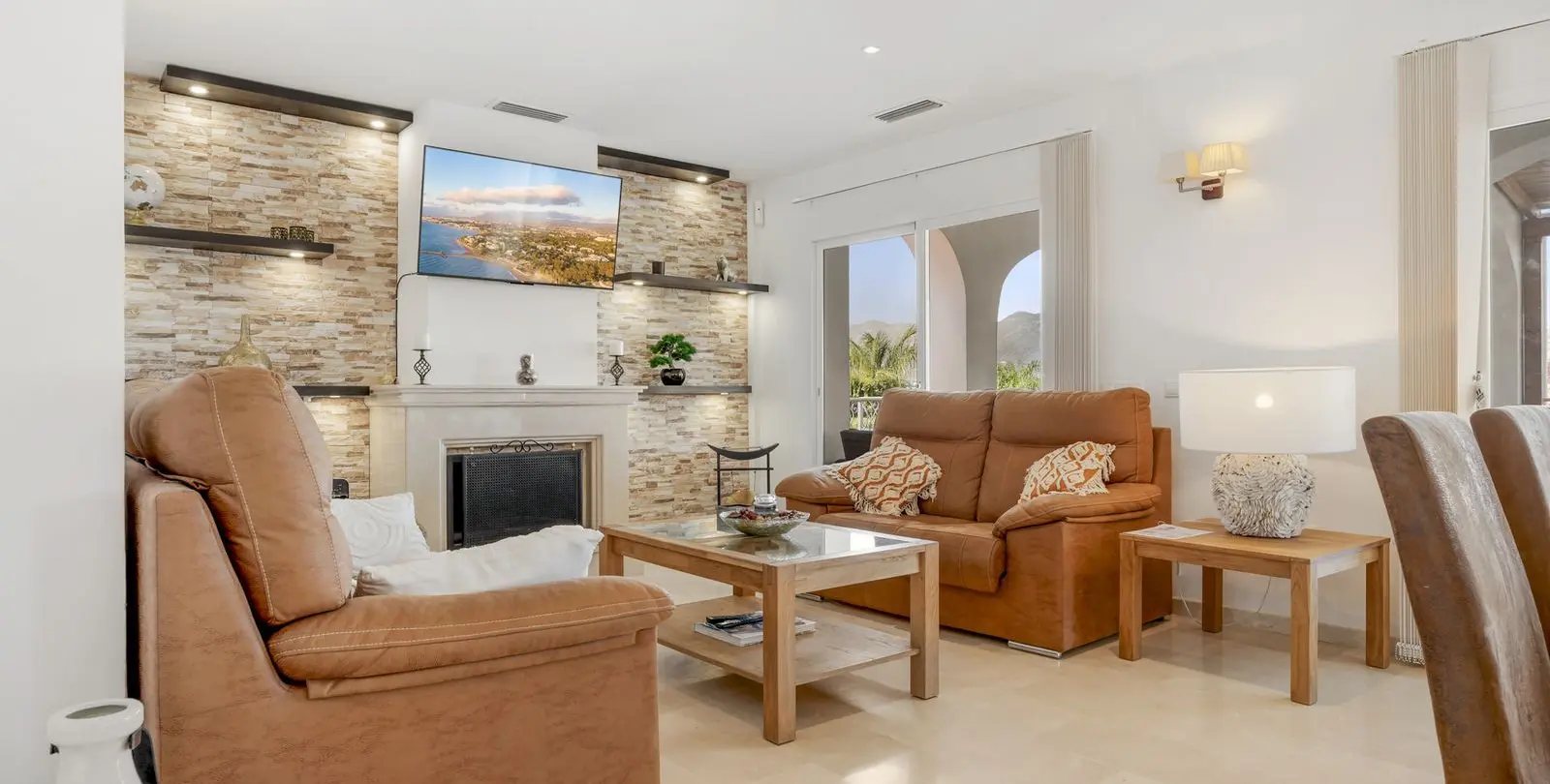 Venta de villa independiente en Cerros del Aguila 7