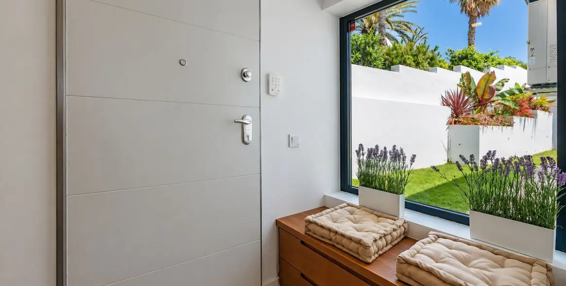 Продажа  отдельно стоящей виллы в La Capellania 5