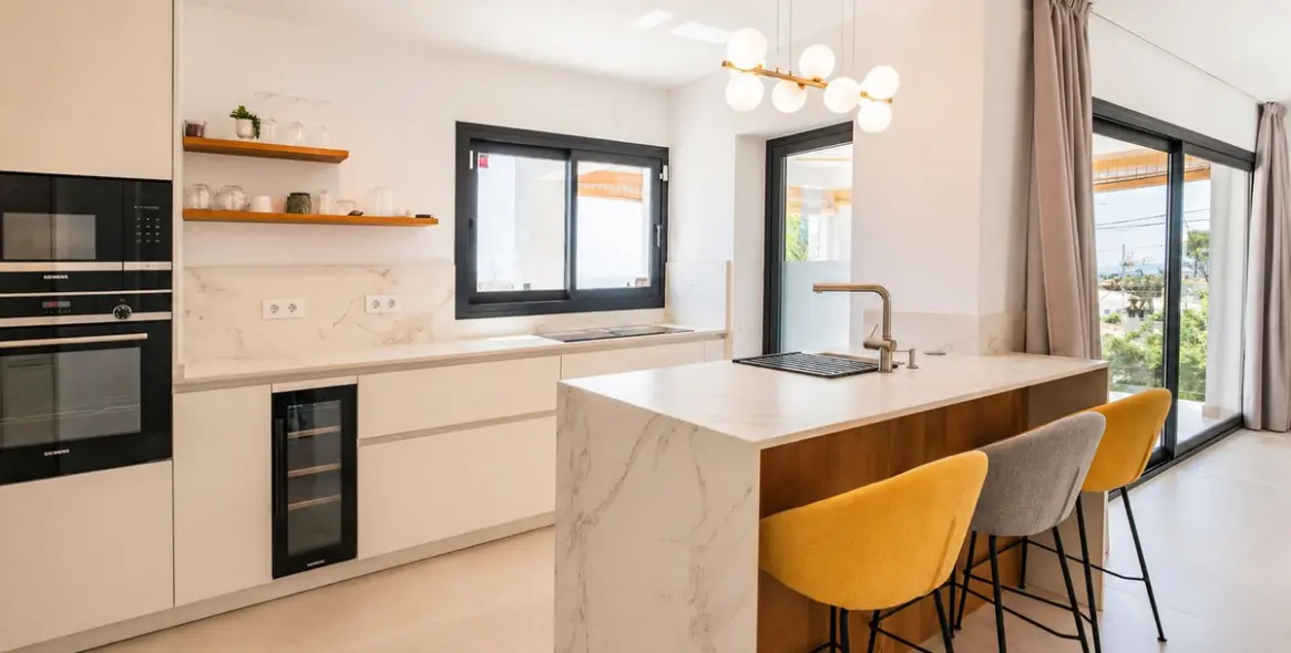 Продажа  отдельно стоящей виллы в La Capellania 16