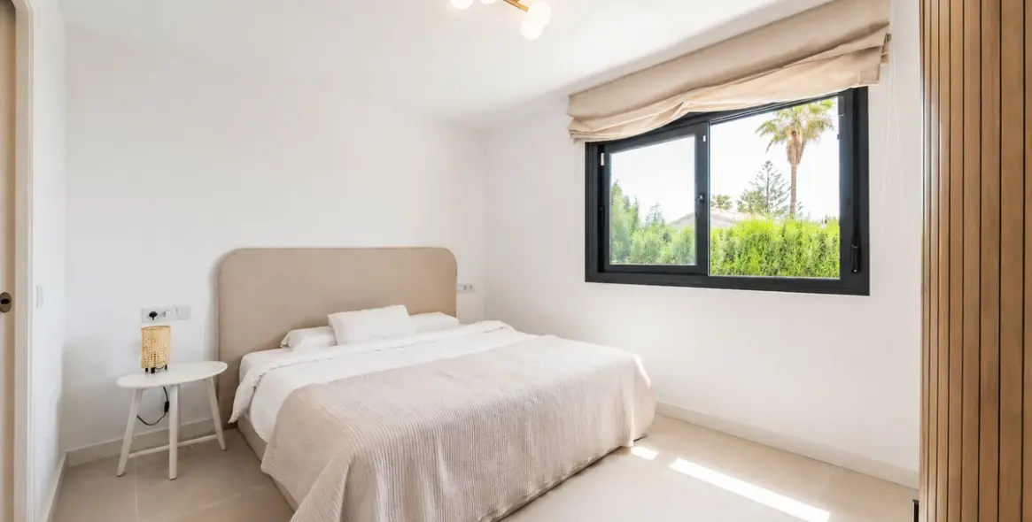 Продажа  отдельно стоящей виллы в La Capellania 17