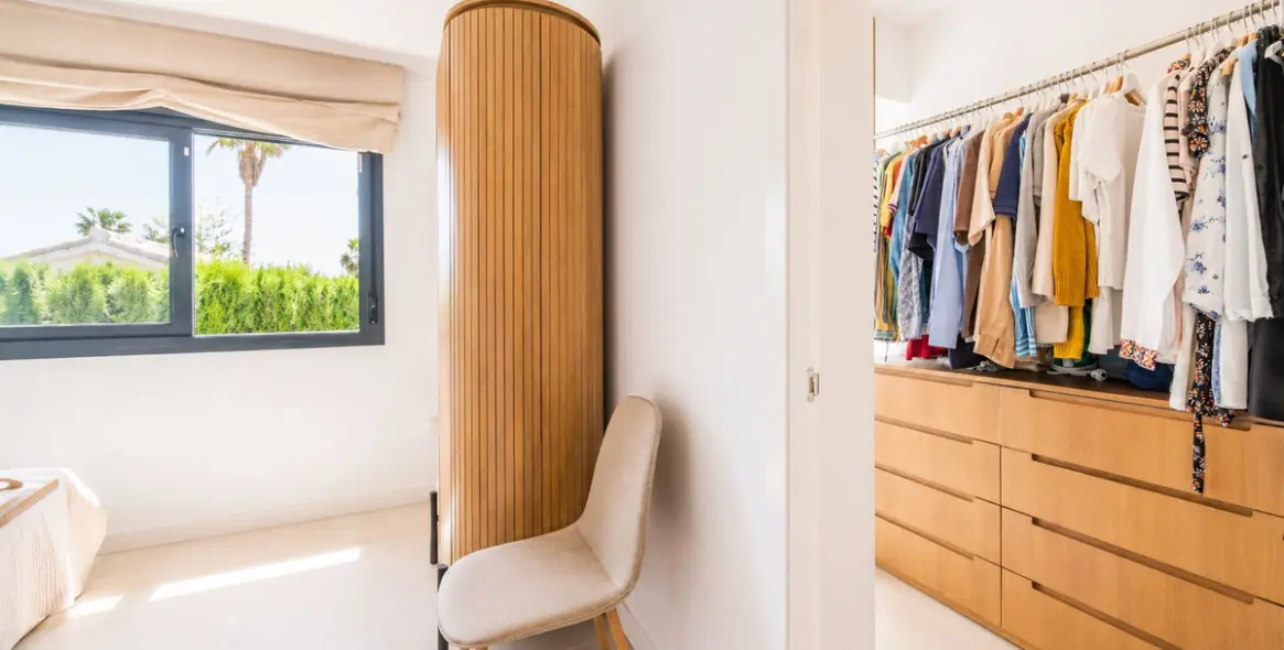 Продажа  отдельно стоящей виллы в La Capellania 19