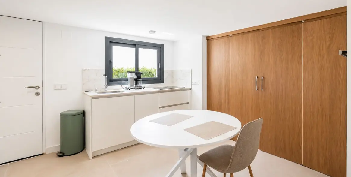 Продажа  отдельно стоящей виллы в La Capellania 27