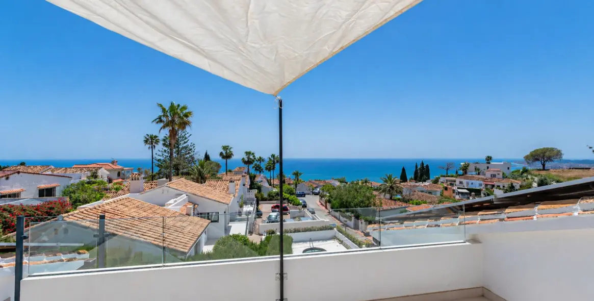 Продажа  отдельно стоящей виллы в La Capellania 35