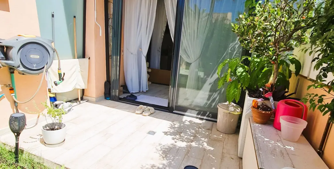 Sale of ground floor apartment in Calahonda 2