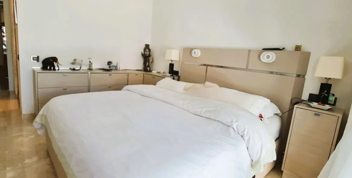 Sale of ground floor apartment in Calahonda 3