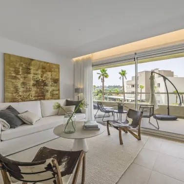 Sale of middle floor apartment in La Cala Golf