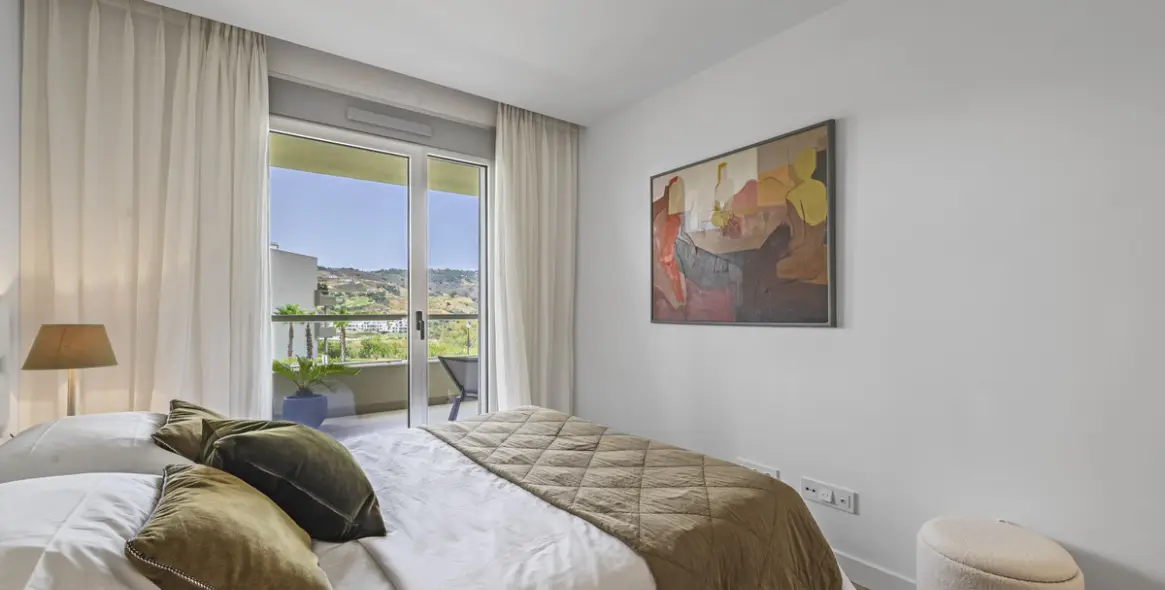Sale of middle floor apartment in La Cala Golf 7