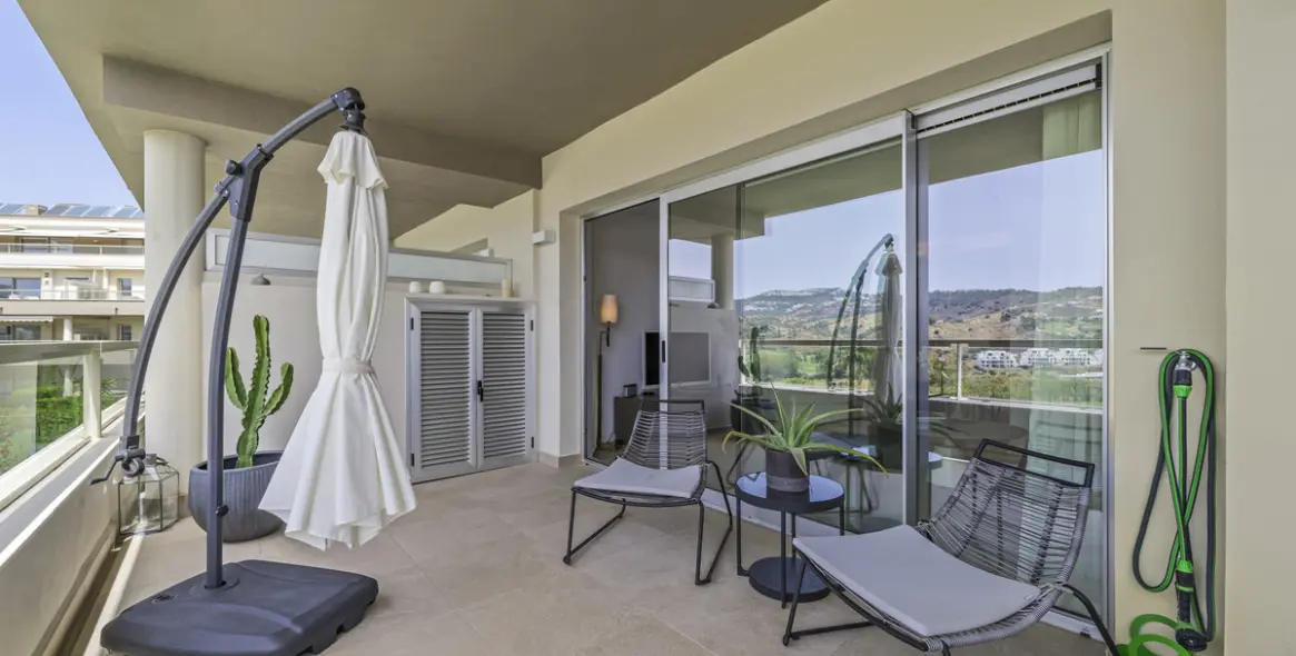 Sale of middle floor apartment in La Cala Golf 17