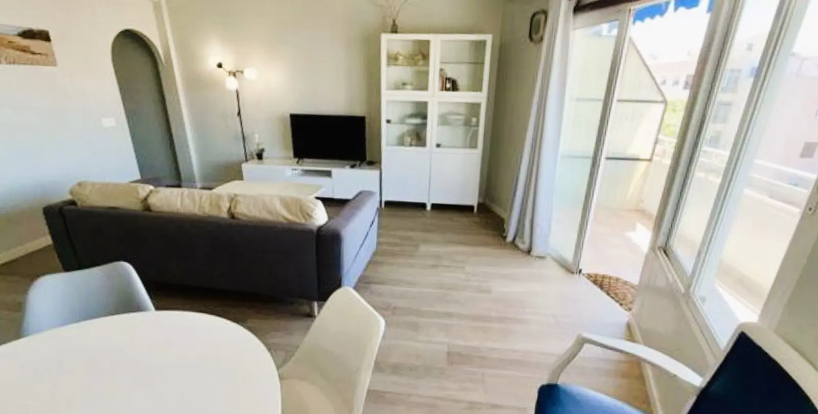 Venta de apartamento en planta media en Marbella 6