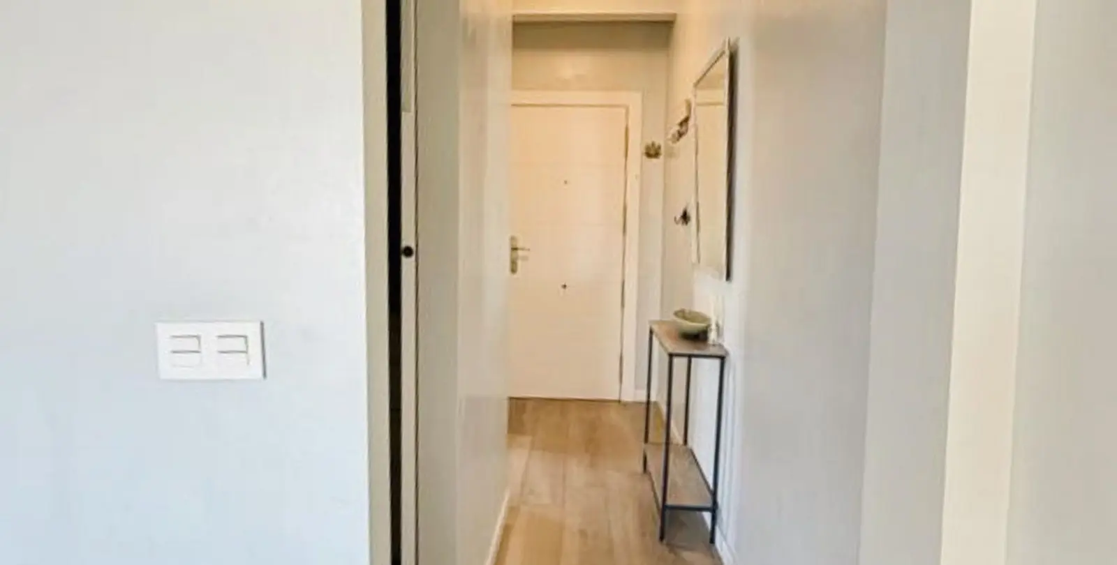 Venta de apartamento en planta media en Marbella 24