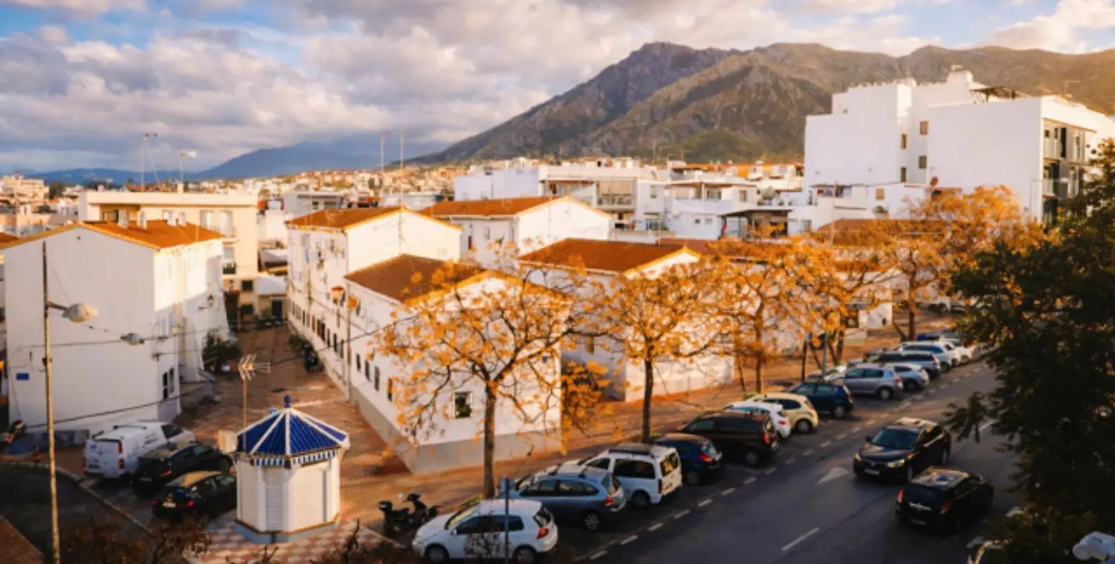 Venta de apartamento en planta media en Marbella 29