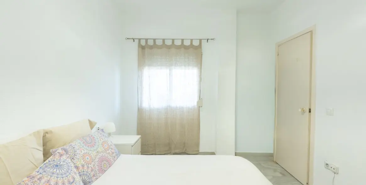 Venta de apartamento en planta media en Marbella 5